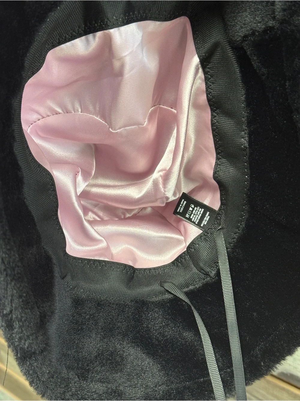 Blazy Susan Fuzzy Bucket Hat